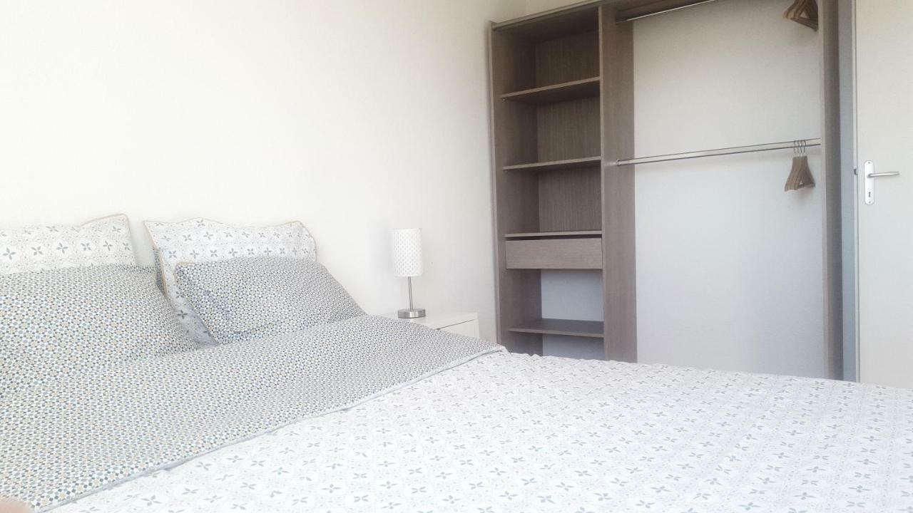 Appartement Sur L'Ile De Nantes - Place De Parking Gratuit Exterior photo